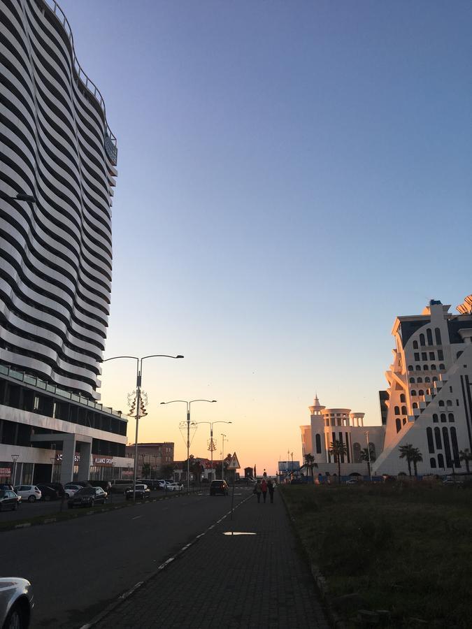 Aparthotel Orbi Plaza Tamara Batumi Exterior foto